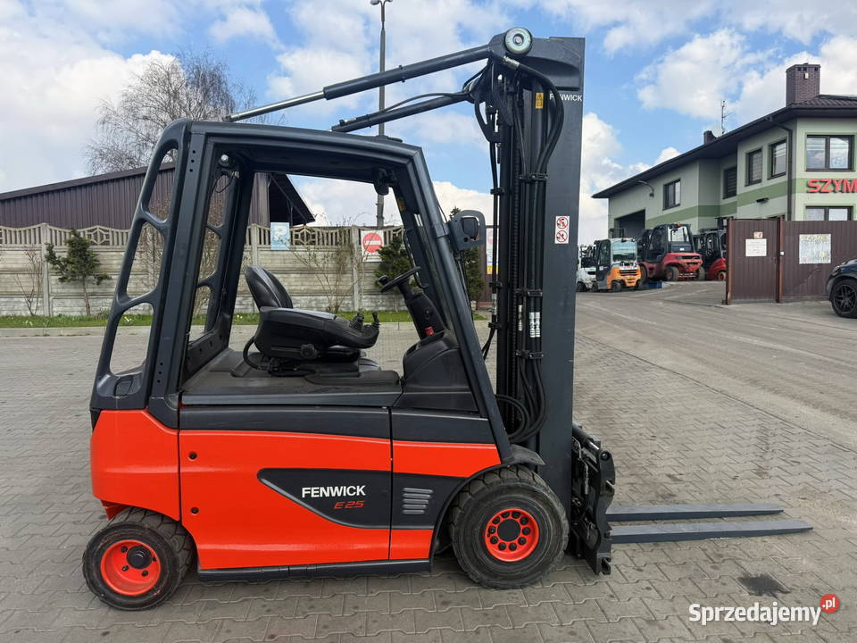 wózek widłowy elektryczny LINDE E25 przesuw Linde Działoszyn
