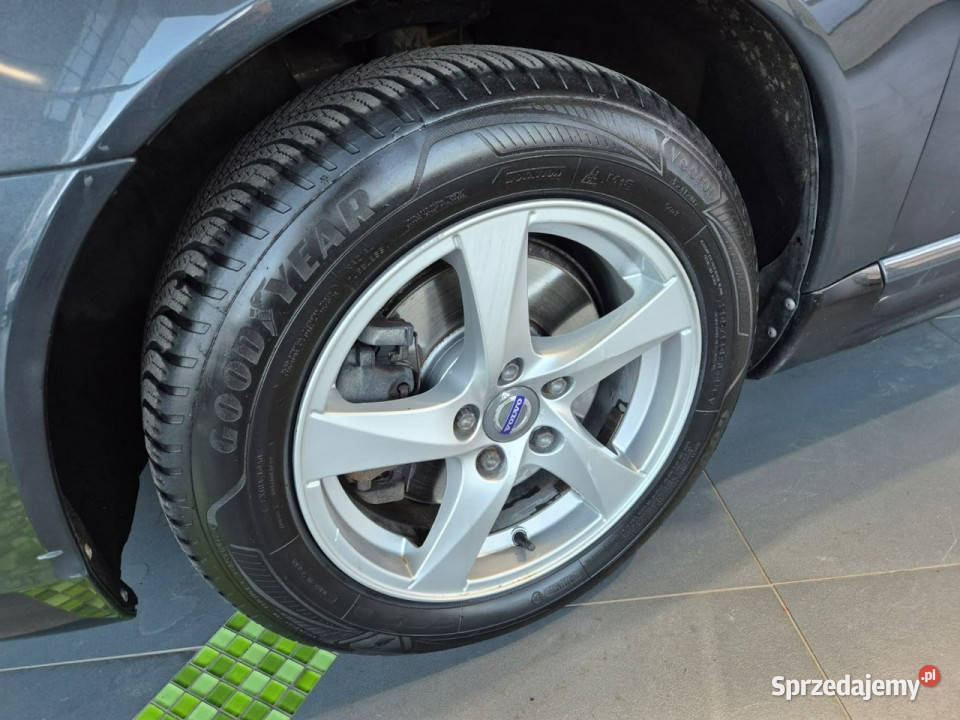 Volvo V70 Volvo V70 D3 SUMMUM BEZWYPADKOWY garażowany Łaziska Górne
