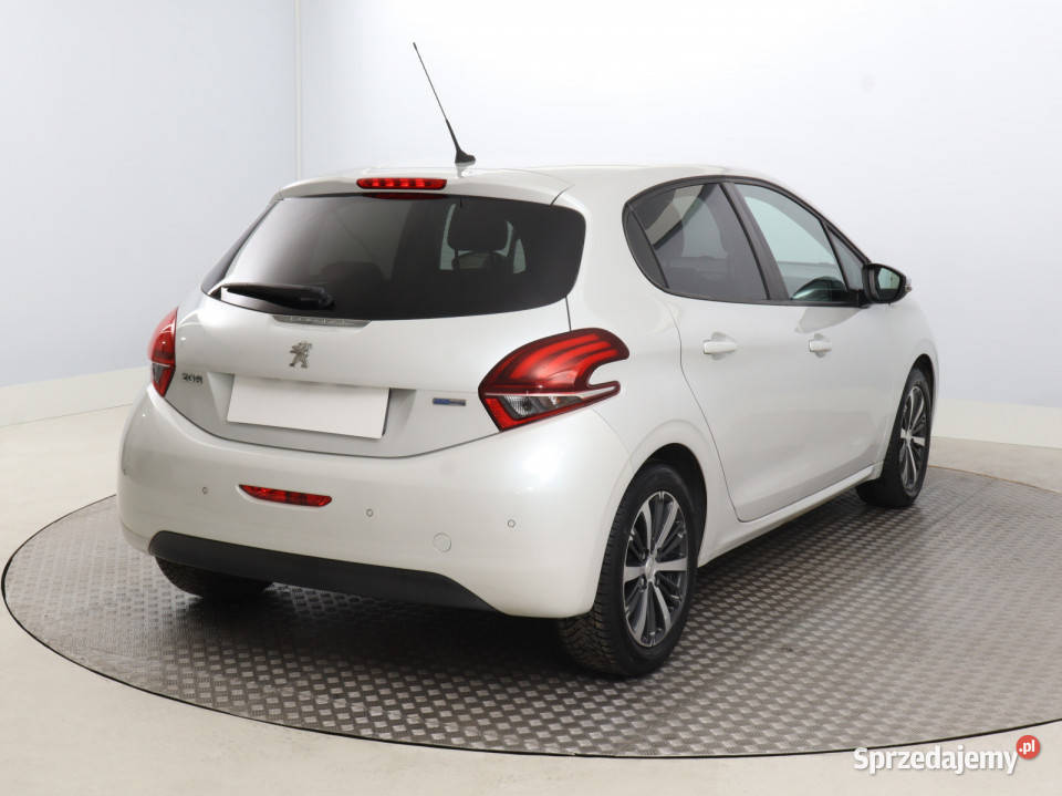 Peugeot 208 12 PureTech światła przeciwmgielne dolnośląskie Bielany Wrocławskie sprzedam