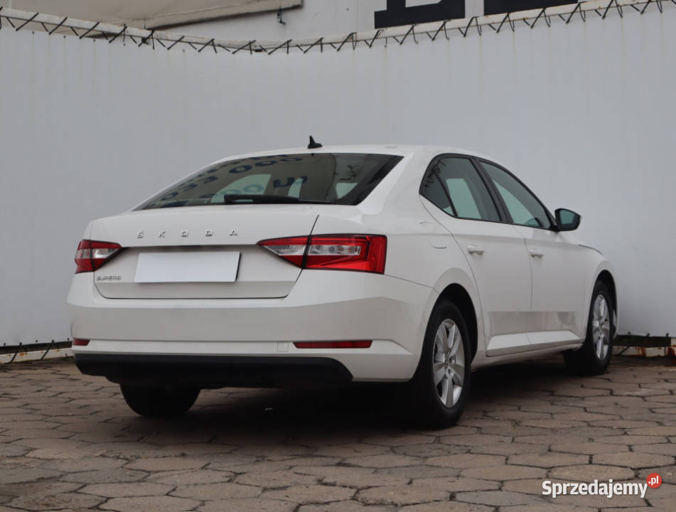 Skoda Superb 15 TSI isofix Łódź sprzedam
