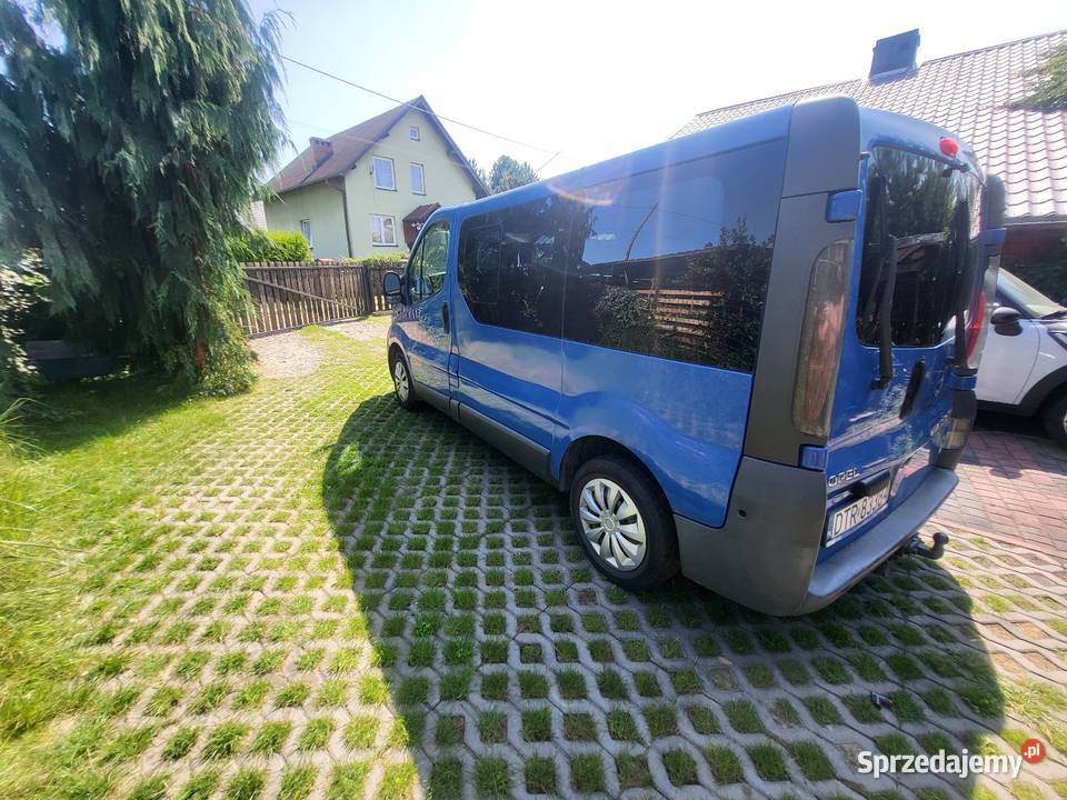 Opel Vivaro Trafic Primastar 9 osobowy klima Vivaro Rybnik sprzedam