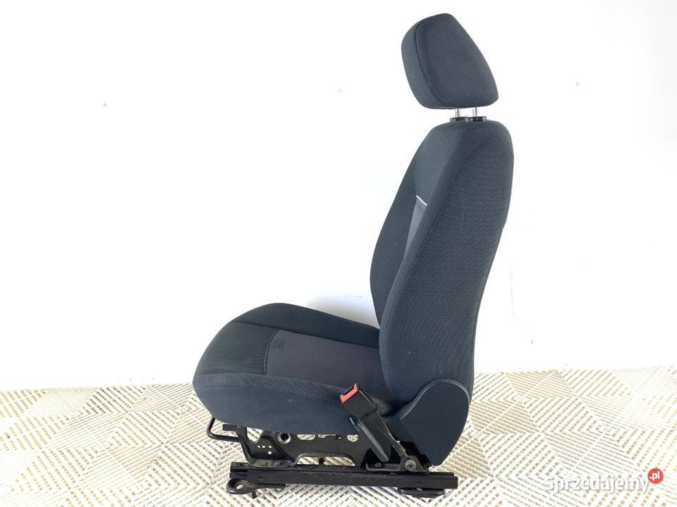 FOTEL PRAWY PRZÓD FORD FIESTA MK7 Hatchback osobowe sprzedam