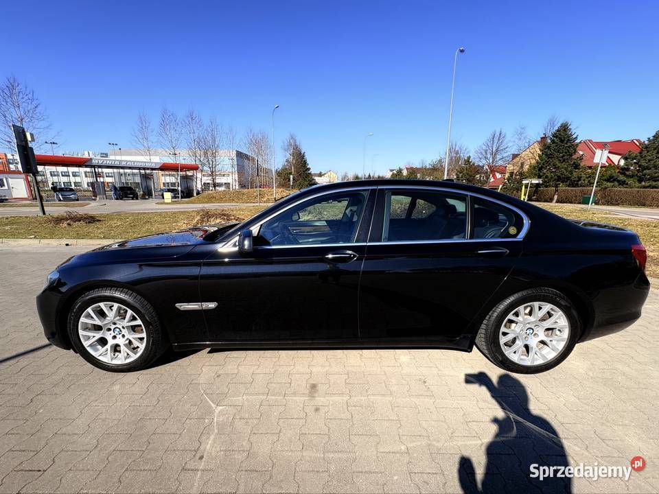 Ładne alufelgi 18 do BMW z oponami zimowymi