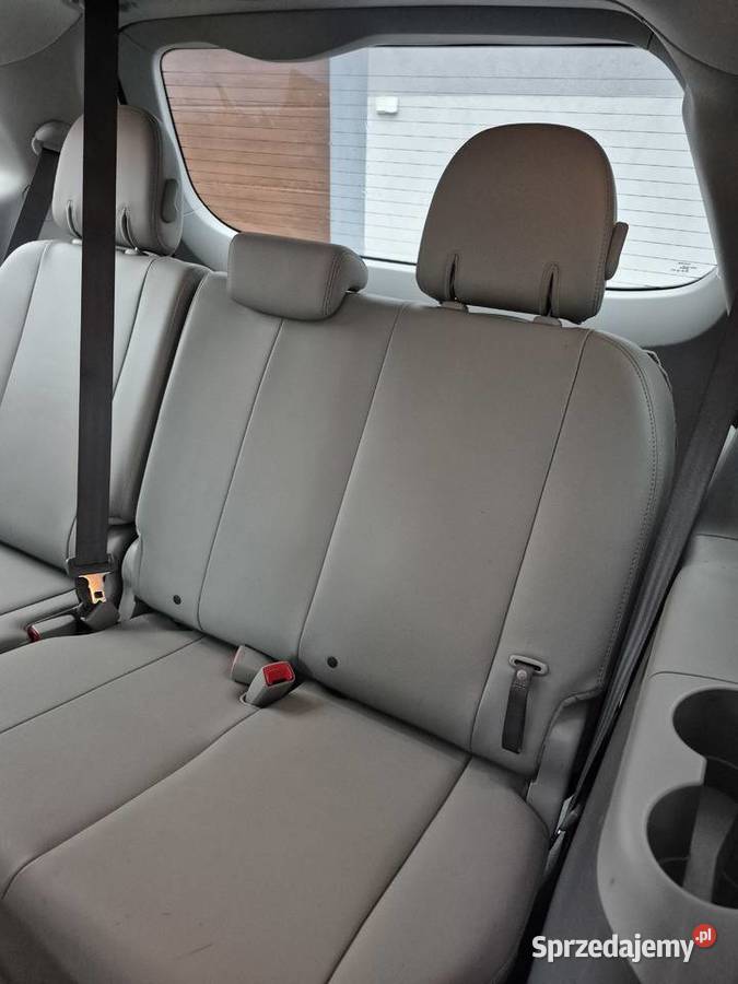 Toyota Sienna 35 LE AWD automatyczna