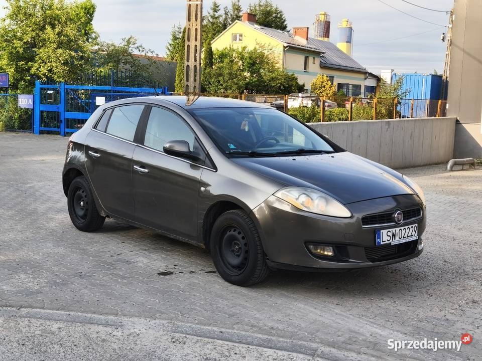 Fiat Bravo 2008 16diesel 120 koni Rok produkcji 2008 lubelskie Łuków