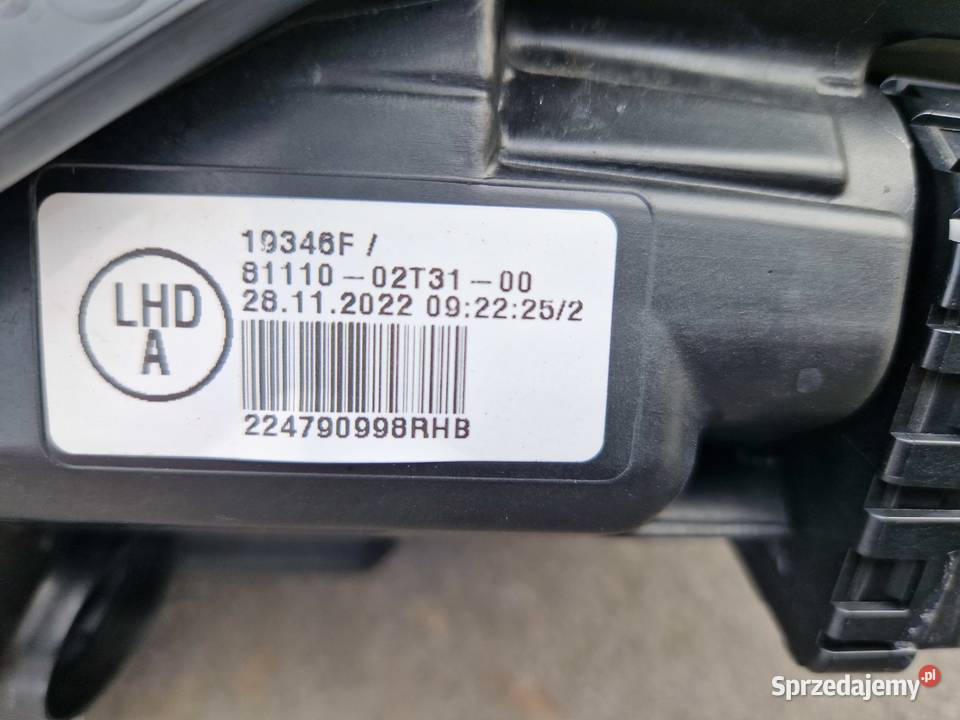 Toyota Corolla E21 sedan reflektor ORG EU podkarpackie Mielec