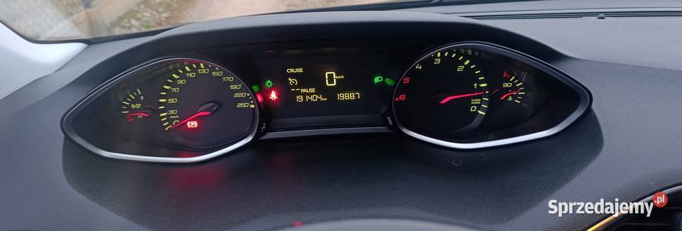 Zadbany Peugeot 308 2014 16 HDi nieuszkodzony Łączna