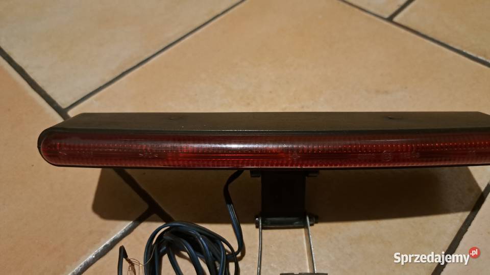 Lampa dodatkowa trzecia STOP PRL Części samochodowe Leszno