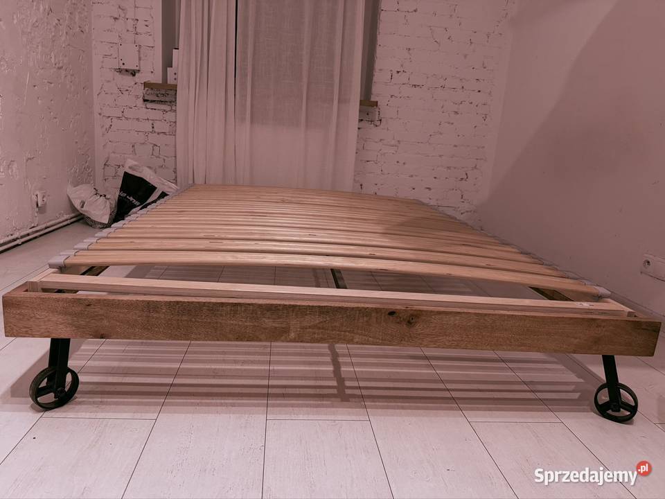 Łóżko w stylu loft Bytom