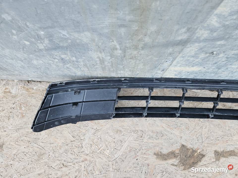 VW POLO VI LIFT 2GS KRATKA ŚRODKOWA ZDERZAKA osobowe Międzychód