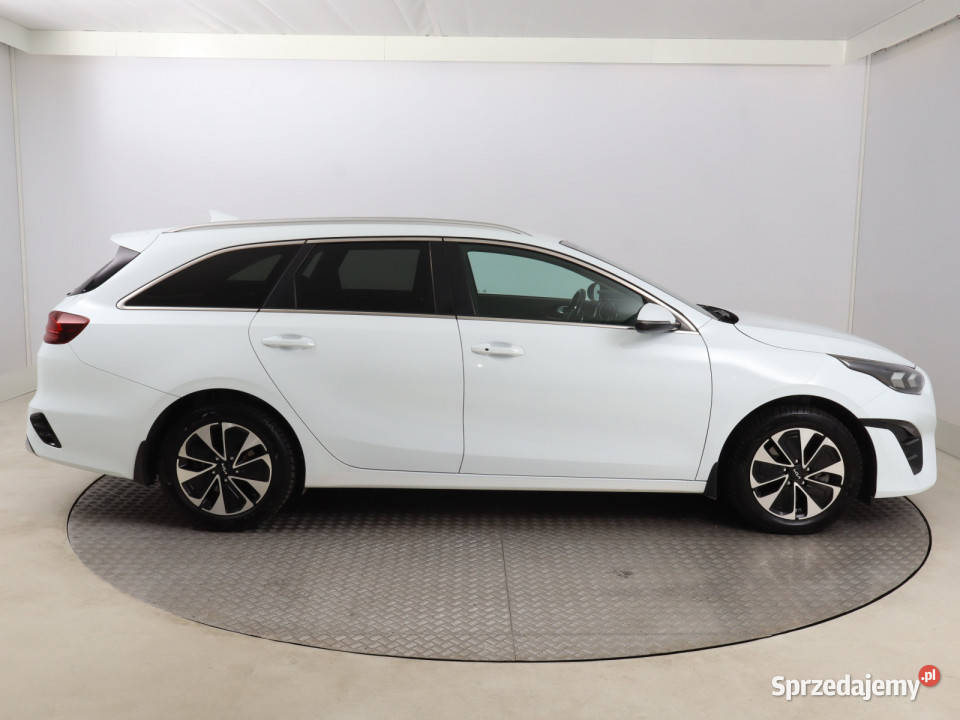 Kia Ceed 16 GDI plugin Samochody osobowe Bielany Wrocławskie