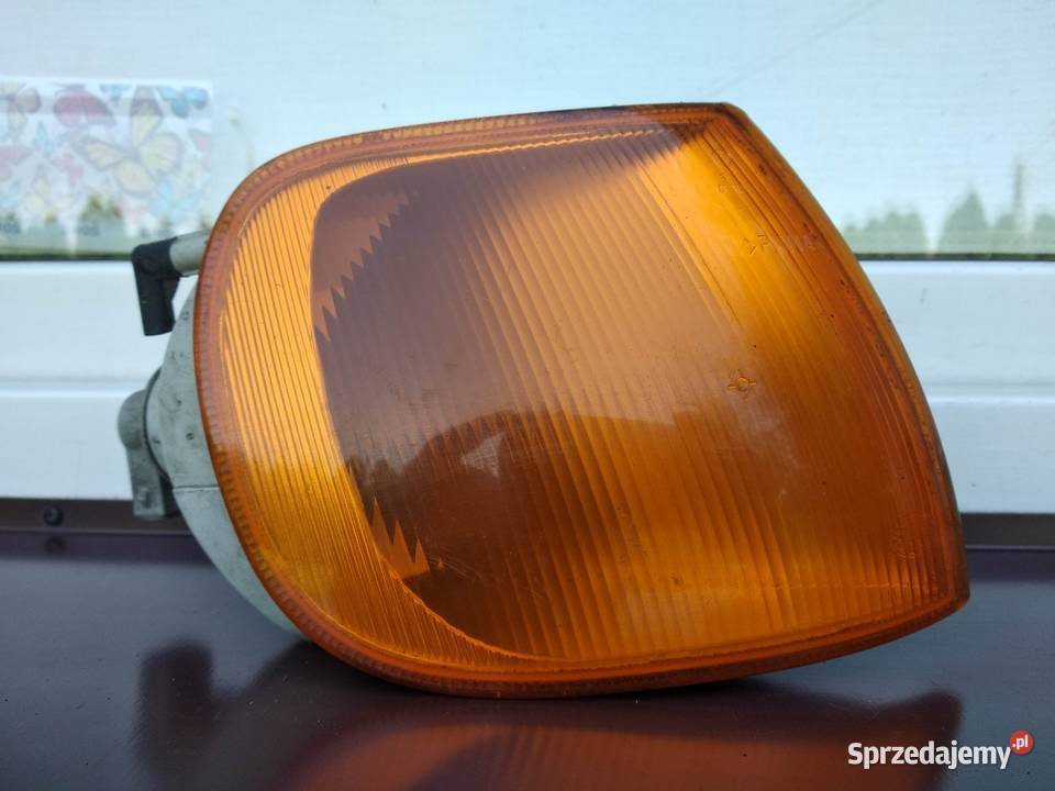 VW Polo III 3 6N kierunkowskazy kierunki prawy osobowe Sieradz