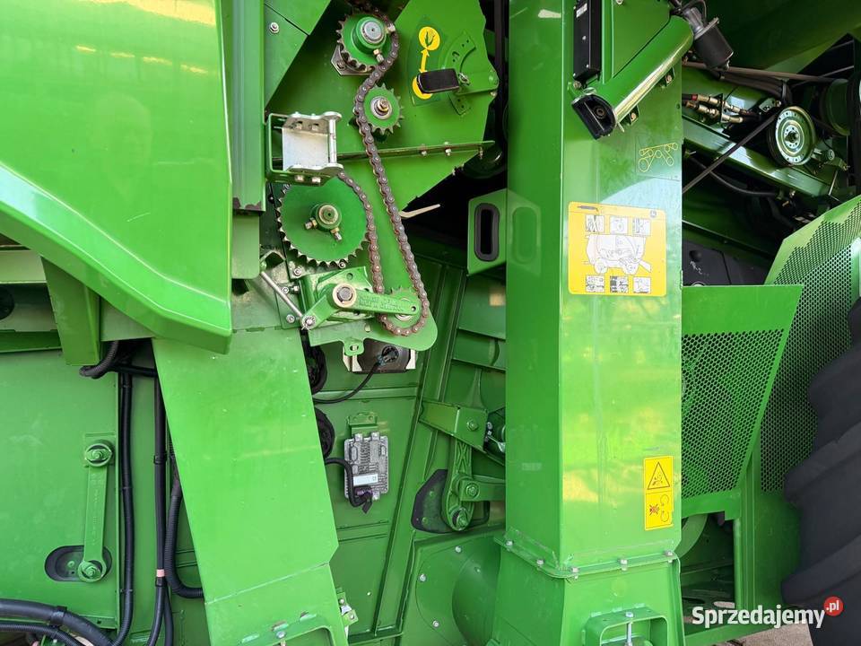 Kombajn zbożowy John Deere S680i John Deere dolnośląskie Nowa Ruda