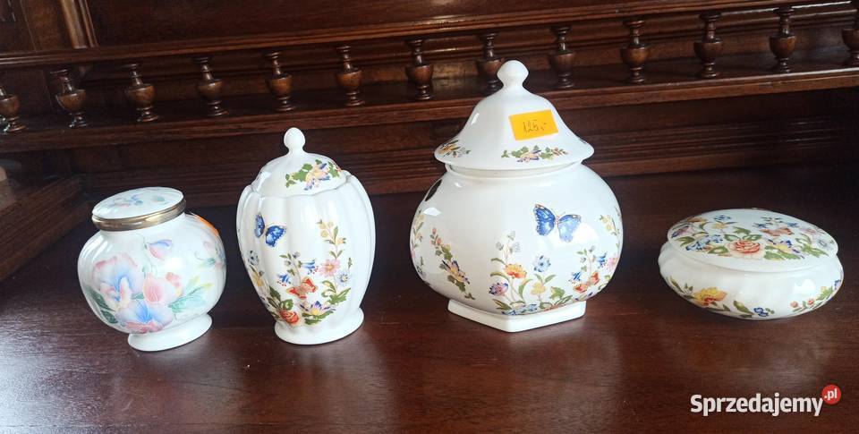 Puzderko amfora z motylkami Aynsley
Cottage Ga Gdańsk