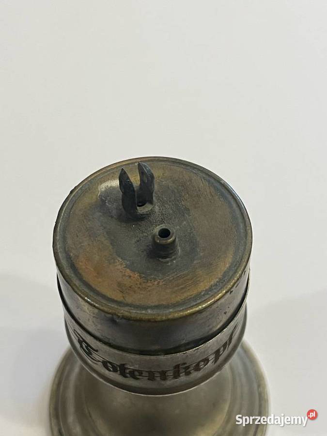 Niemiecka zapalniczka Totenkopf III Rzesza