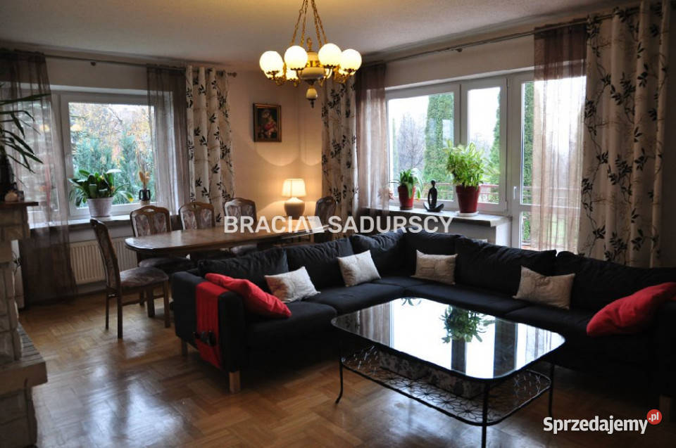 sprzedaży lokalu Zielonki