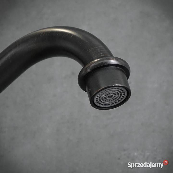 Bateria ścienna czarna YORK 2 wysoka