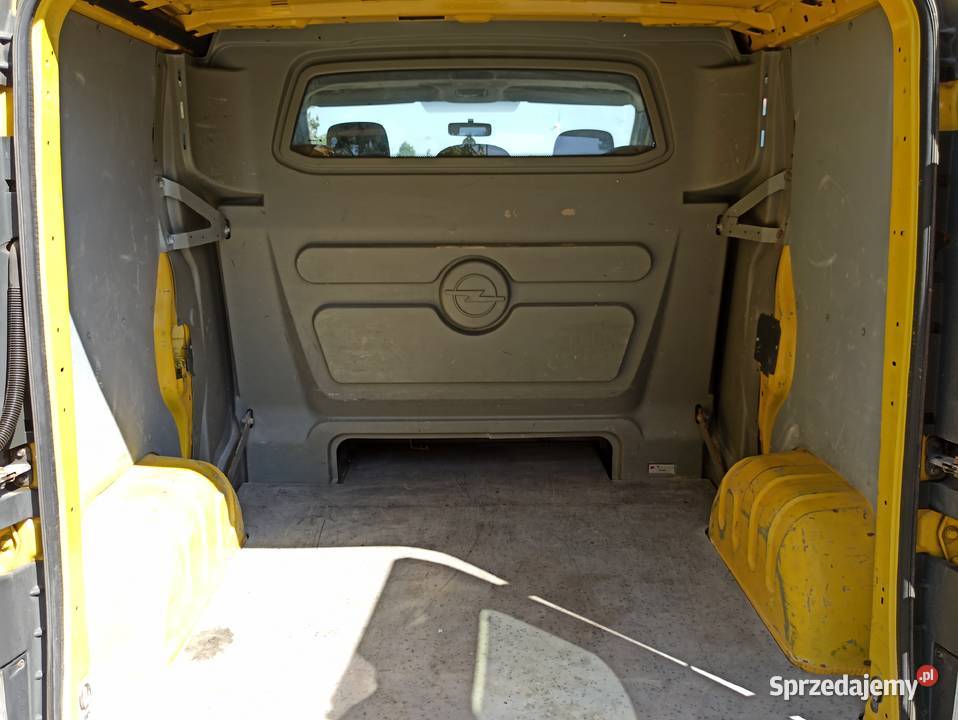 Opel Vivaro Brygadówka 6 miejsc lift 2008 stan nieuszkodzony wielkopolskie Strzałkowo