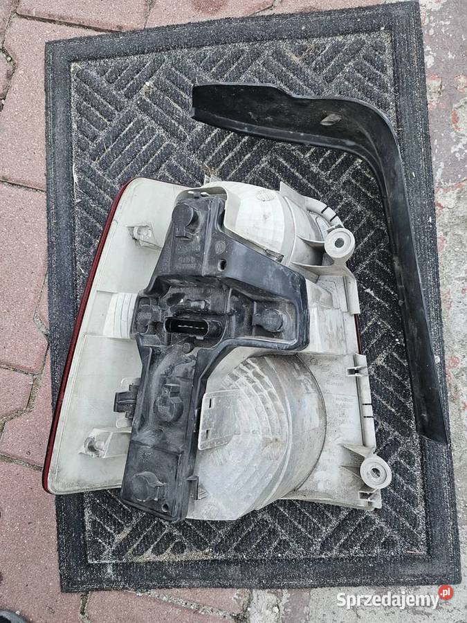 Vw Touran Lampa tylna lewa prawa kpl Poznań