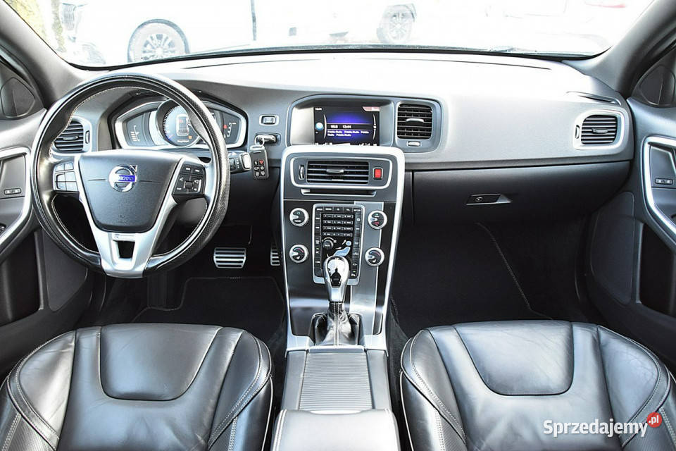 Volvo V60 20D4 190 RDesign Skóra Led Navi XENON Nowe Kucice