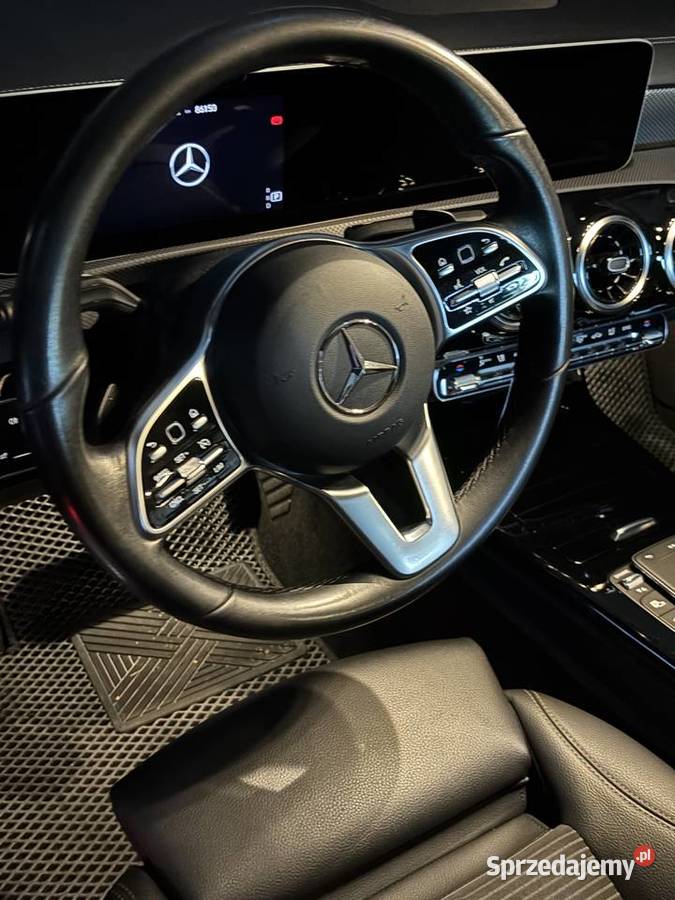Bezwypadkowy stan salonowy MercedesBenz CLA 180 Wieluń