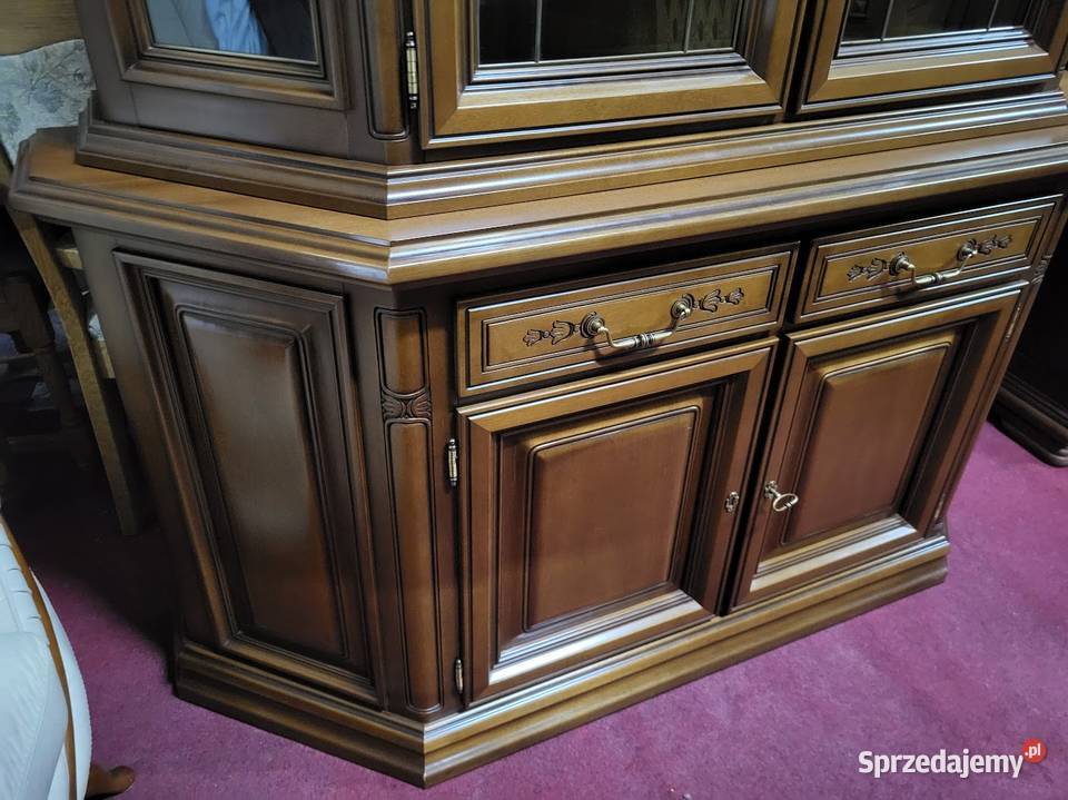 Piękny kredens bufet biblioteka serwantka orzech