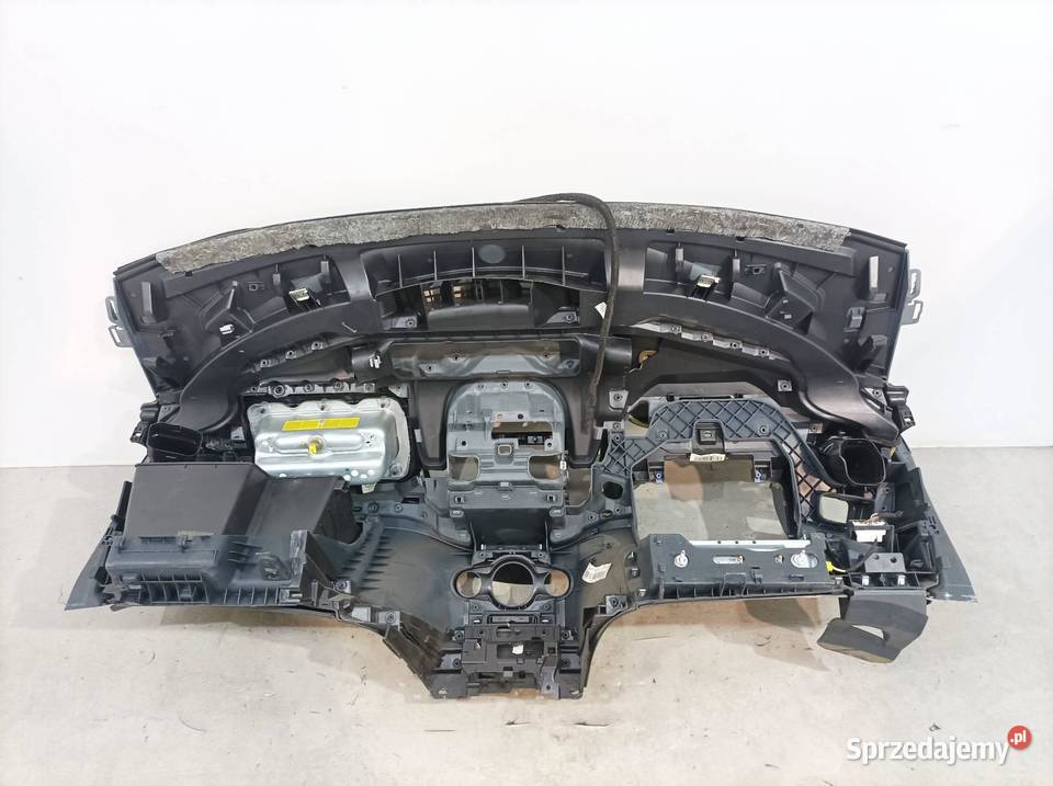 DESKA ROZDZIELCZA PUPLPIT KONSOLA AIRBAG Ford Rok produkcji 2010 sprzedam