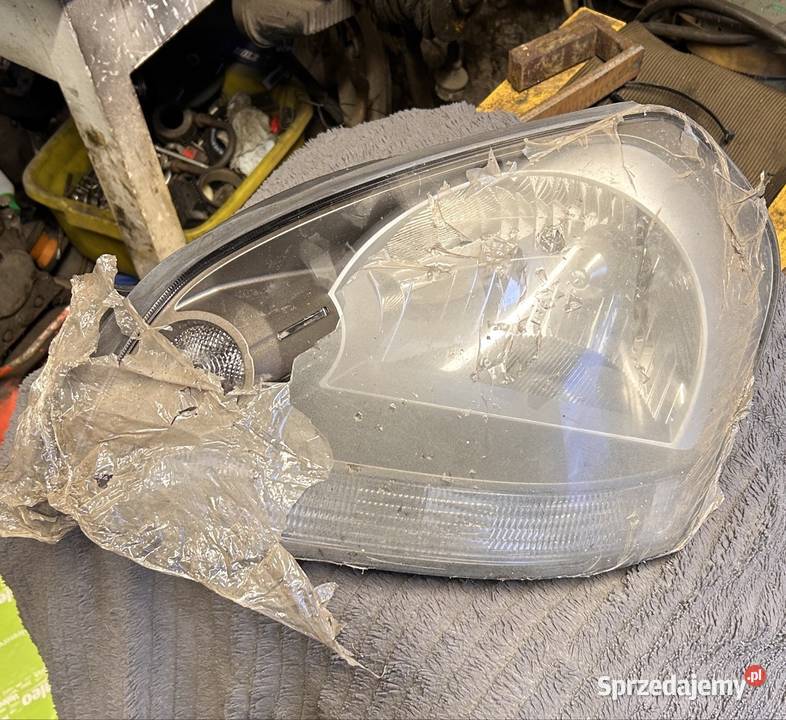 REFLEKTOR LEWY LAMPA PRZÓD HYUNDAI TUCSON I Będzin
