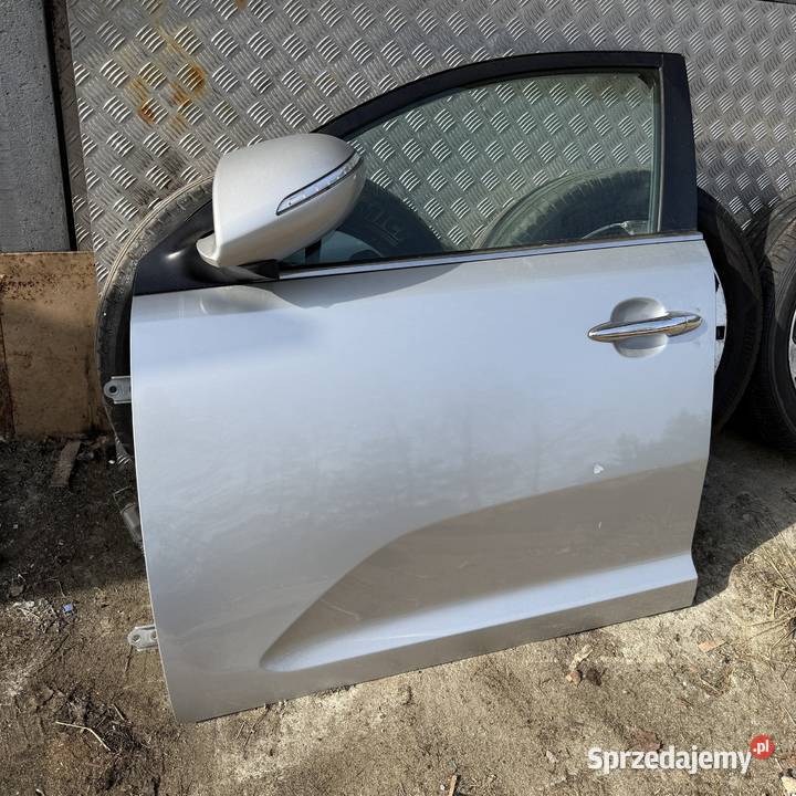 Dzrwi Przednie przód LEwe Kia Sportage III Kolor