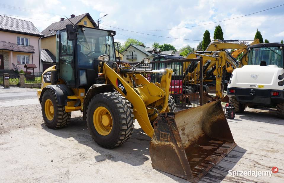 Ładowarka kołowa CAT 908 M 2017 Jeziorko