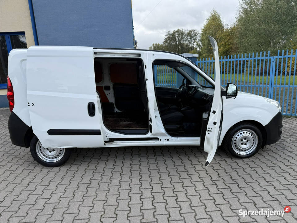Opel Combo Opel Combo 16CDTi 20117r L2H1 Long Rok produkcji 2017 Opel mazowieckie Sokołów Podlaski