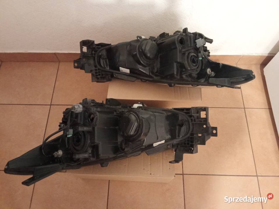 Mazda 3BM20132017r reflektory przednie lewy i Lampy przednie Kamieniec Wrocławski