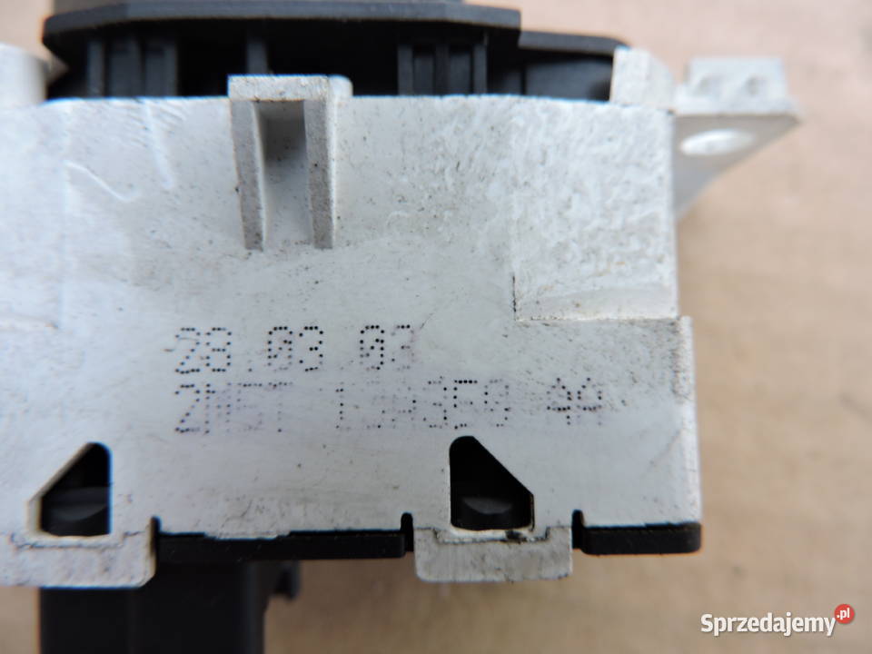 Włącznik świateł awaryjnych Ford Focus mk1 18 Myszków
