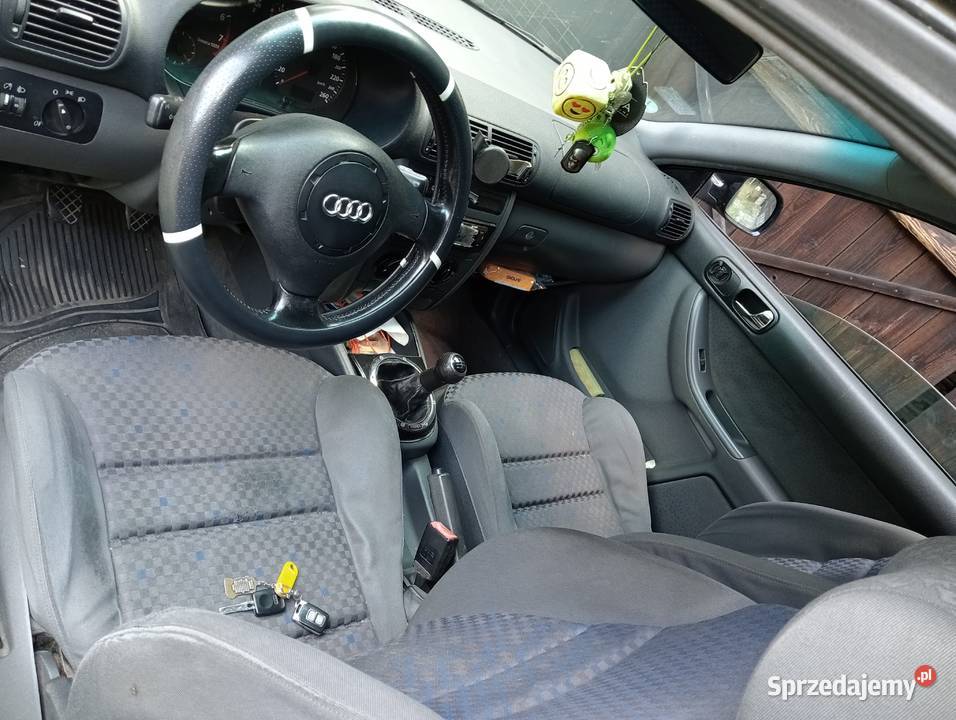 Sprzedam Audiczke A3 8L 97r Benzyna 16 centralny zamek A3 lubelskie Opole Lubelskie