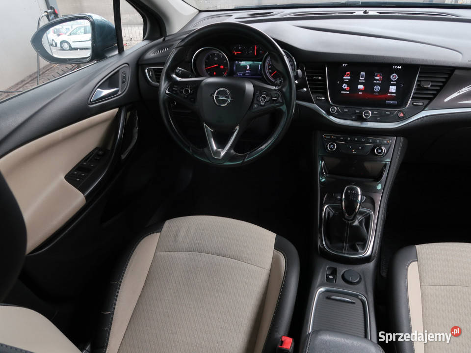 Opel Astra 14 T 4/5 Lublin