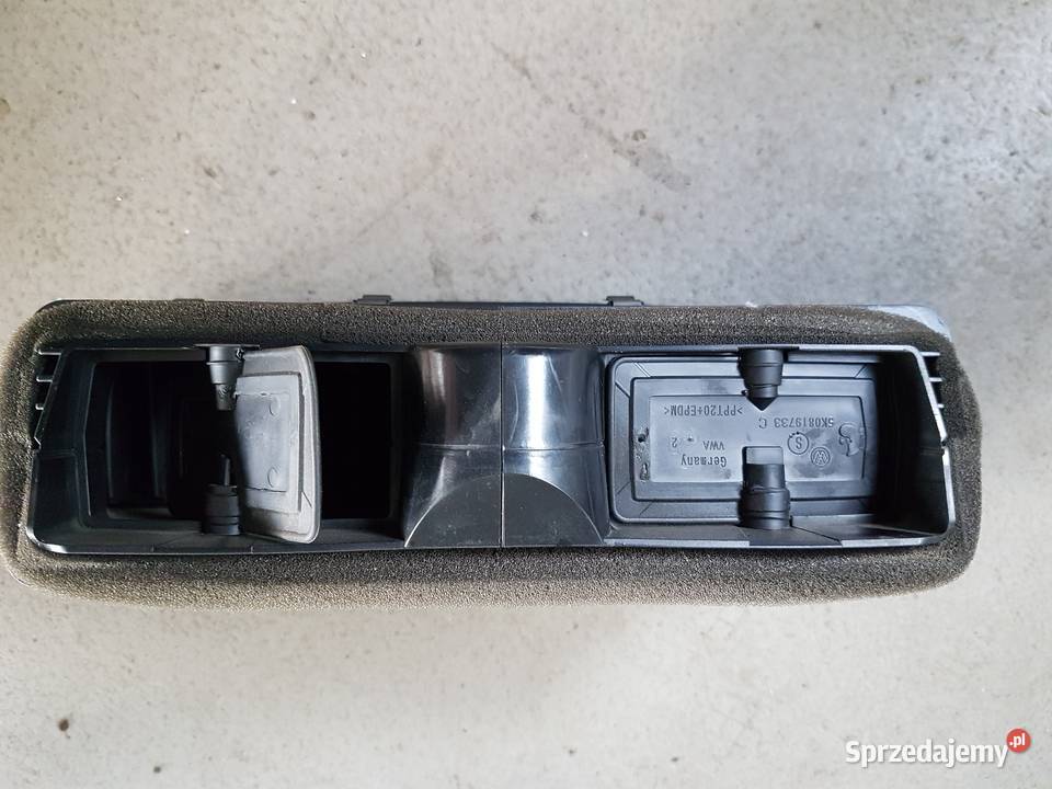 VW GOLF VI KRATKA KRATKI NAWIEWU SRODKOWE osobowe