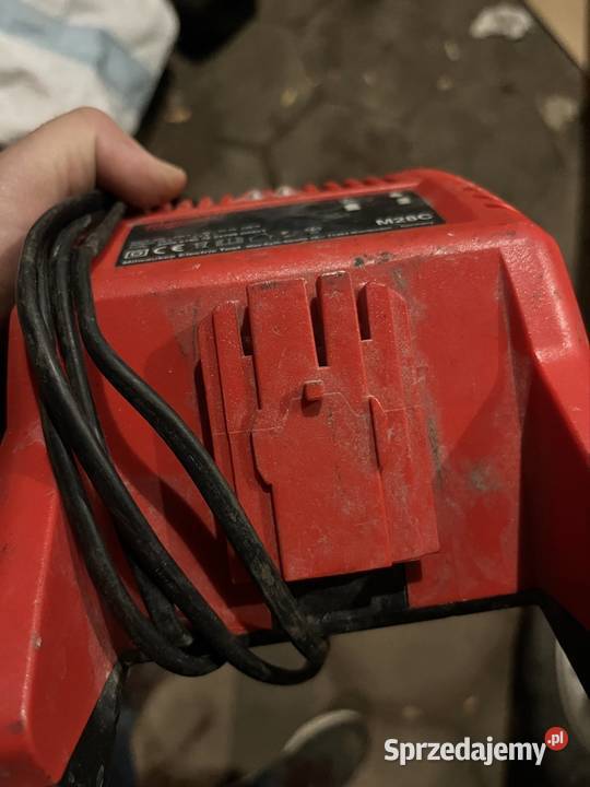 Milwaukee m28c ładowarka Toruń