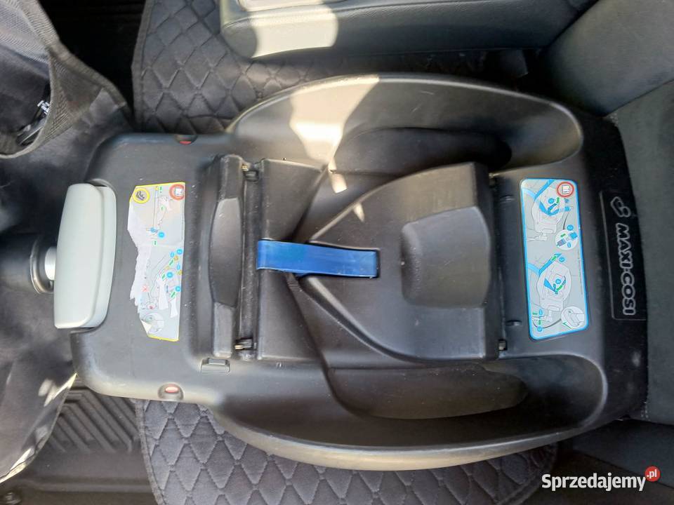 Fotelik samochodowy MaxiCosi 013 baza ISOFIX kujawsko-pomorskie Lubaszcz sprzedam