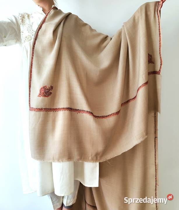 Szal orientalny indyjski haftowany haft paisley