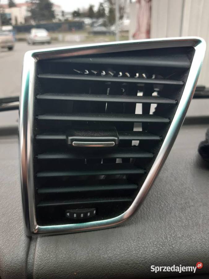 Kratka nawiewu lewa Audi Q5 8R1820901 małopolskie Kraków