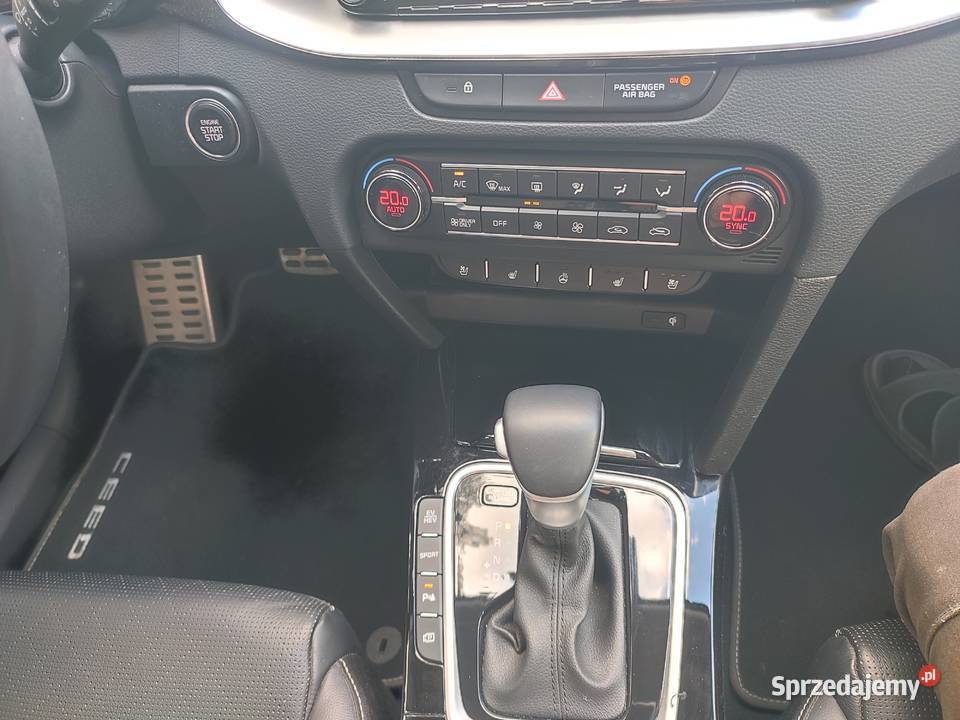 Kia ceed 16 hybrid plugin 2023 przebieg 22000 Rok produkcji 2023 sprzedam
