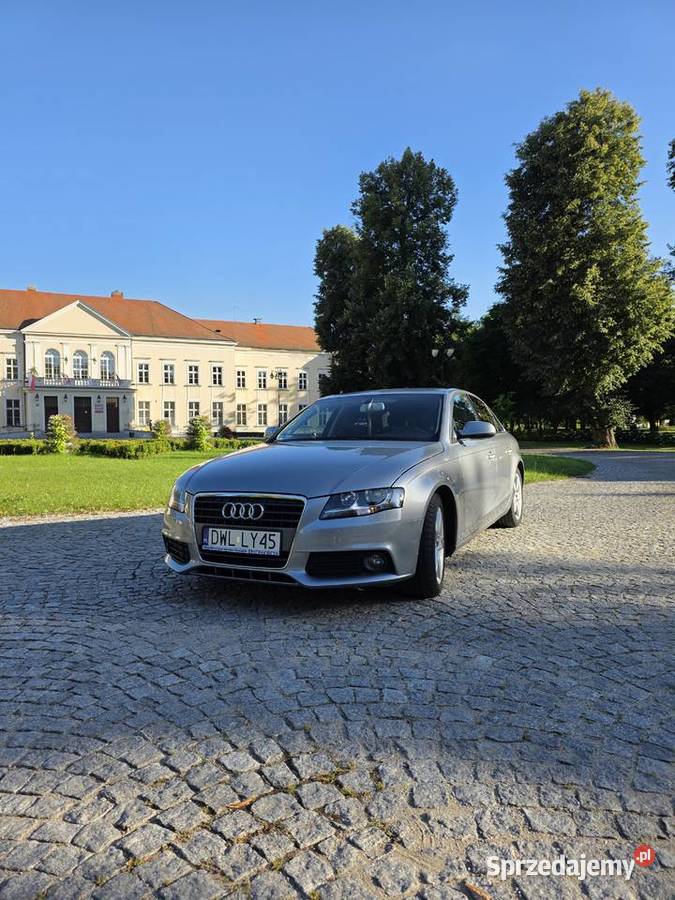 Audi a4 b8 Sedan szary 2010 stan idealny A4 sprzedam