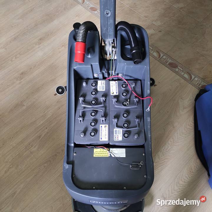 Maszyna czyszcząca do podłóg szorowarka do mycia Gliwice