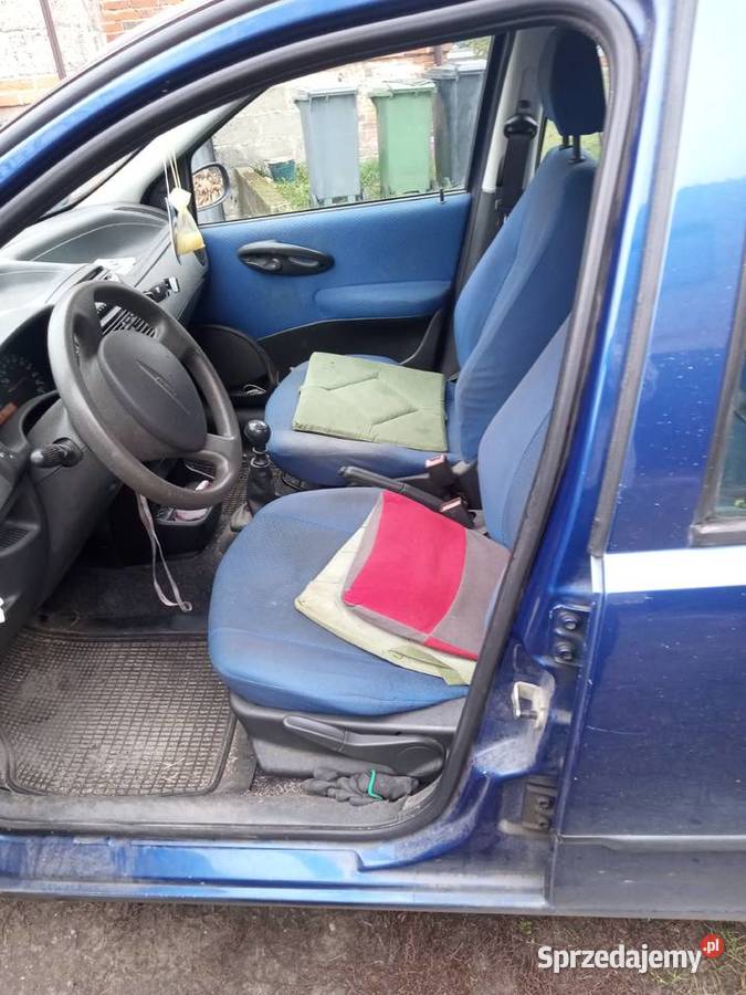 Syndyk masy upadłości sprzeda pojazd FIAT PUNTO nieuszkodzony Punto Panowice