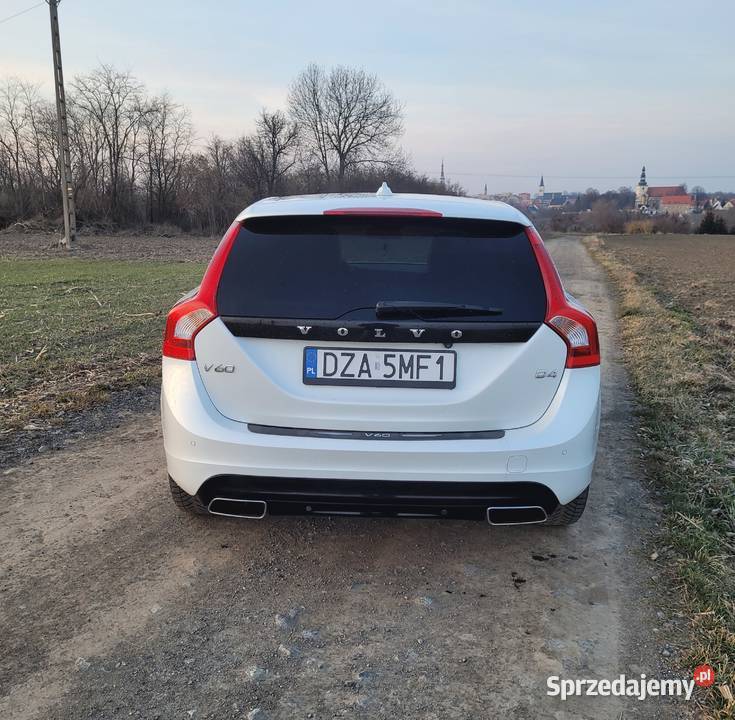 VOLVO V60 190 Automat dvdtv sprzedam