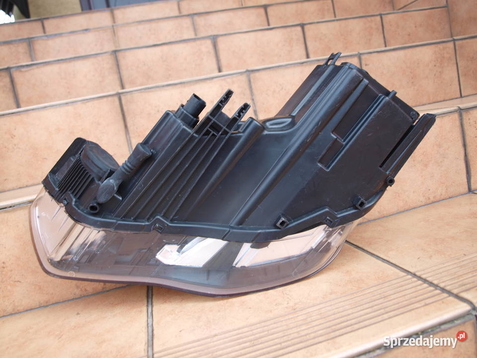 Audi A1 lampa prawa przód zwykła 2010 2014r Kalisz sprzedam