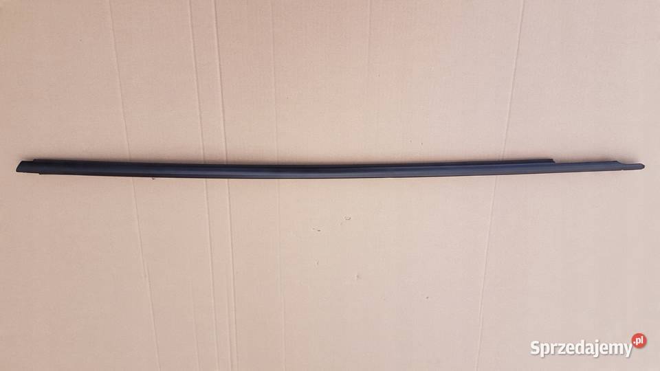 LISTWA PRAWA DRZWI PORSCHE 992 1923 CZARNY MAT osobowe