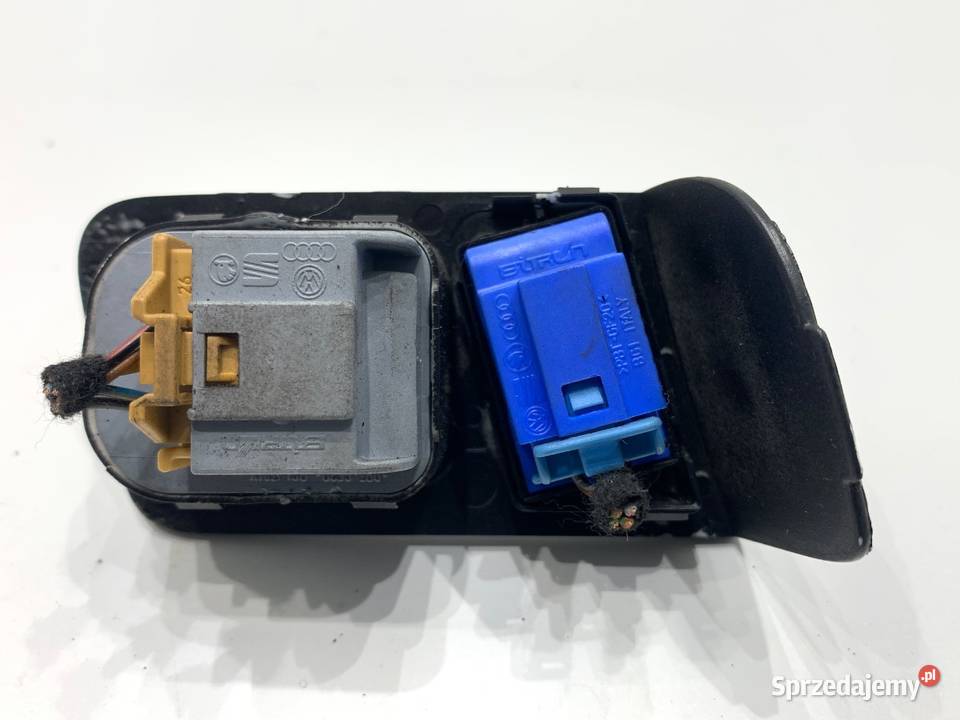 PRZEŁĄCZNIK REGULACJI LUSTEREK VW TOURAN podkarpackie