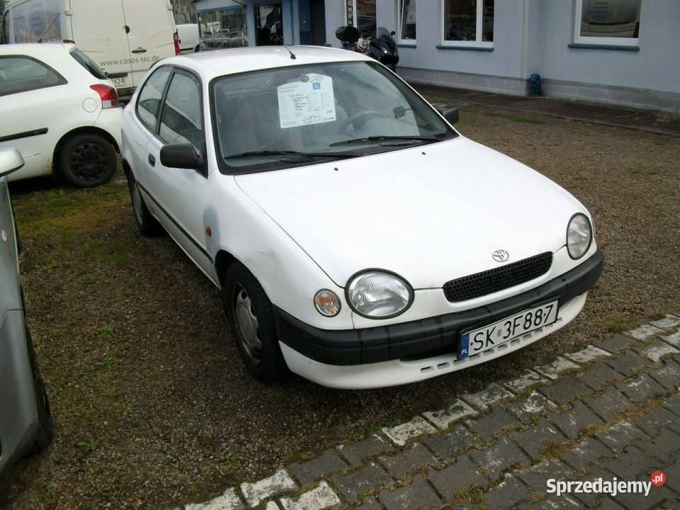 Toyota Corolla 1363 KW z klimą Seria E11 Katowice