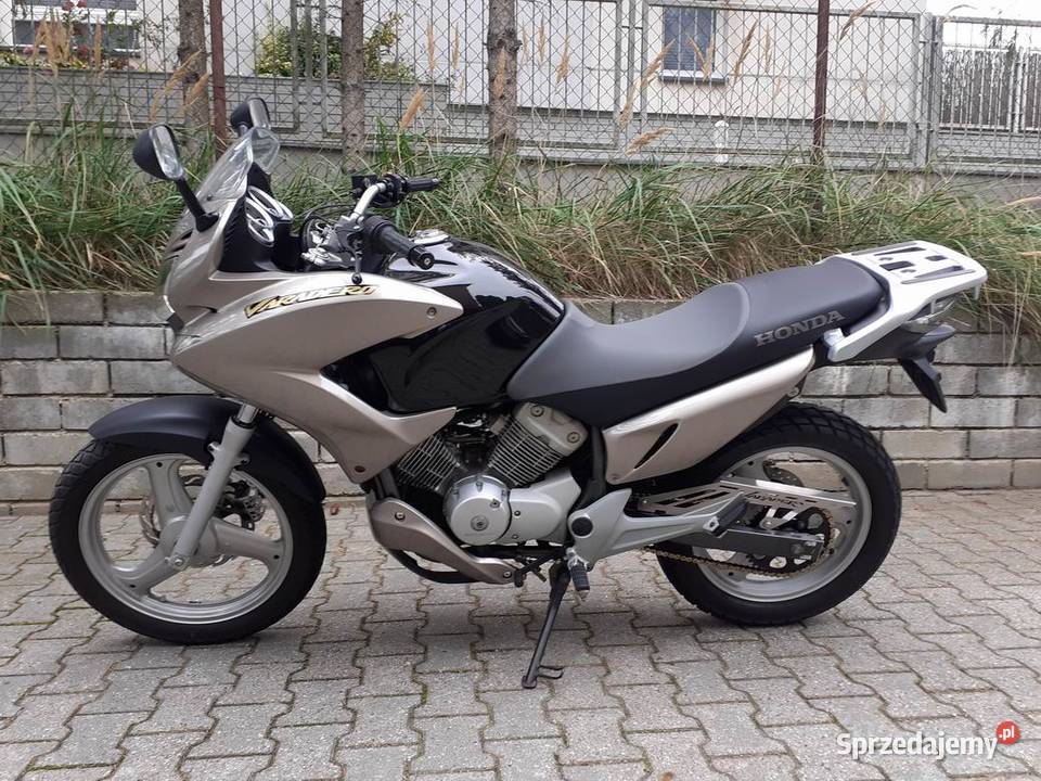 Honda Varadero XL 125 z 2007 roku Perfekcyjny Honda Szczecin sprzedam